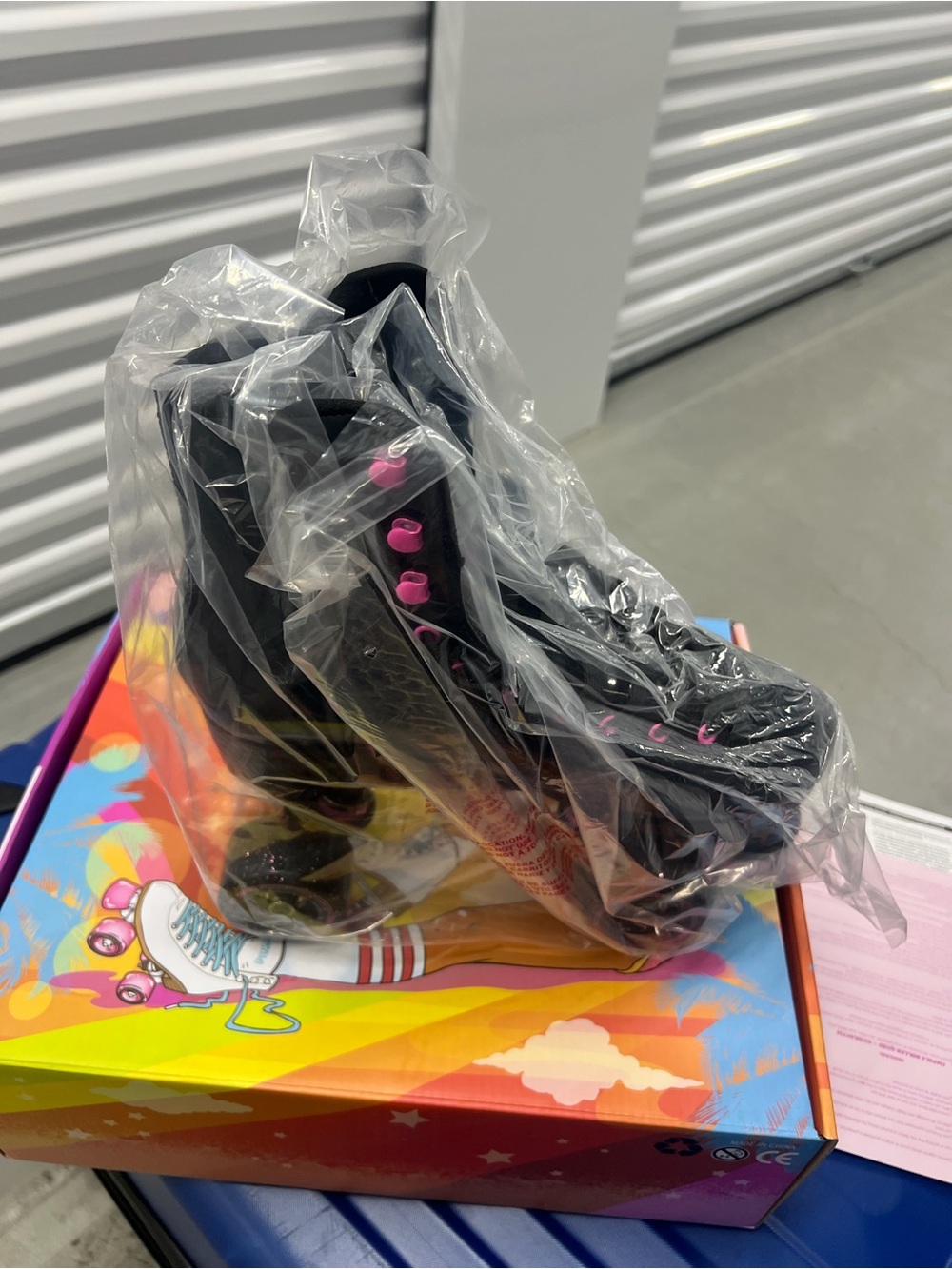 Women’s Black and Pink Roller Skates - Brand Unknown